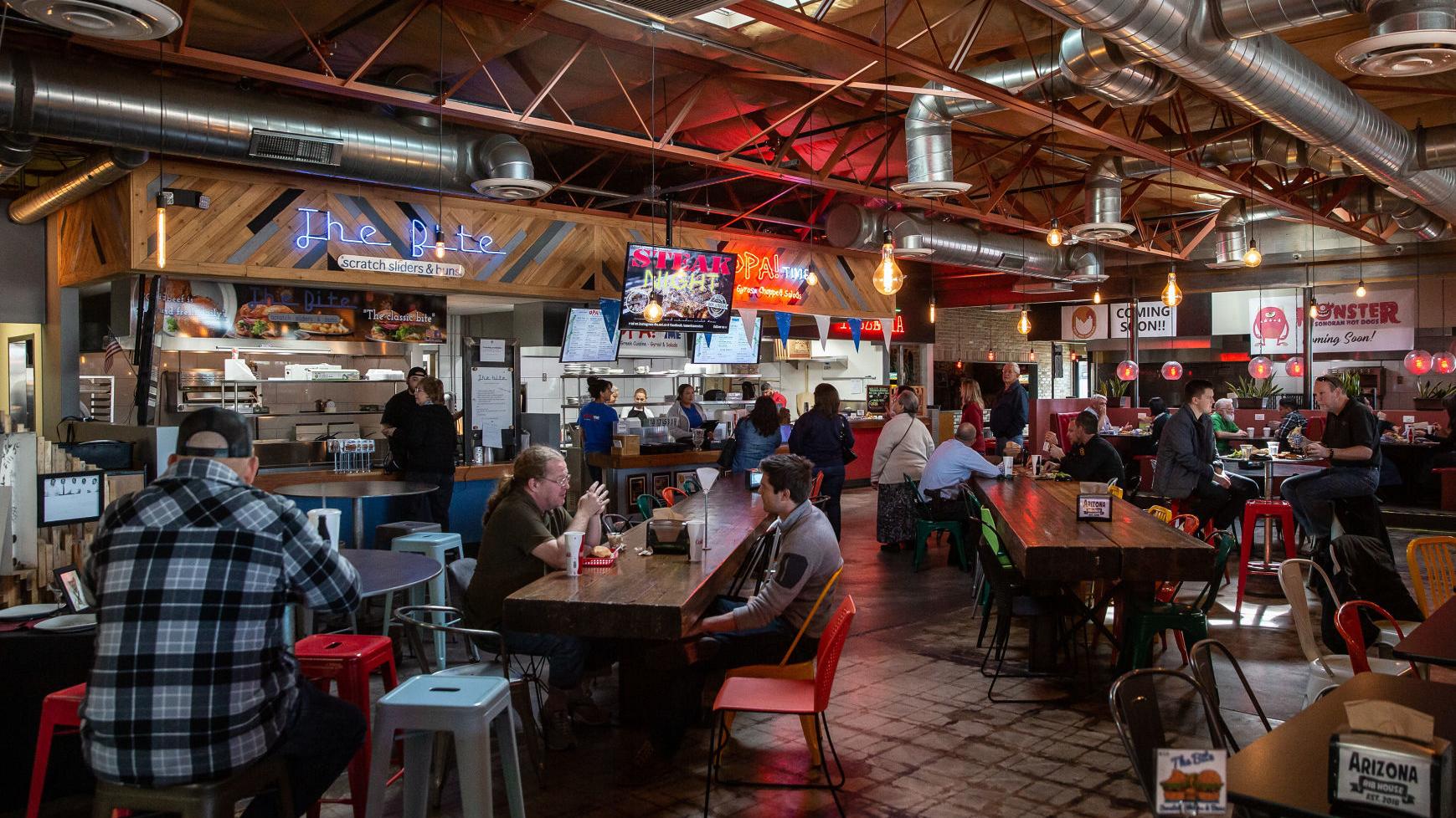 Salones de belleza pueden reabrir el viernes, restaurantes el lunes